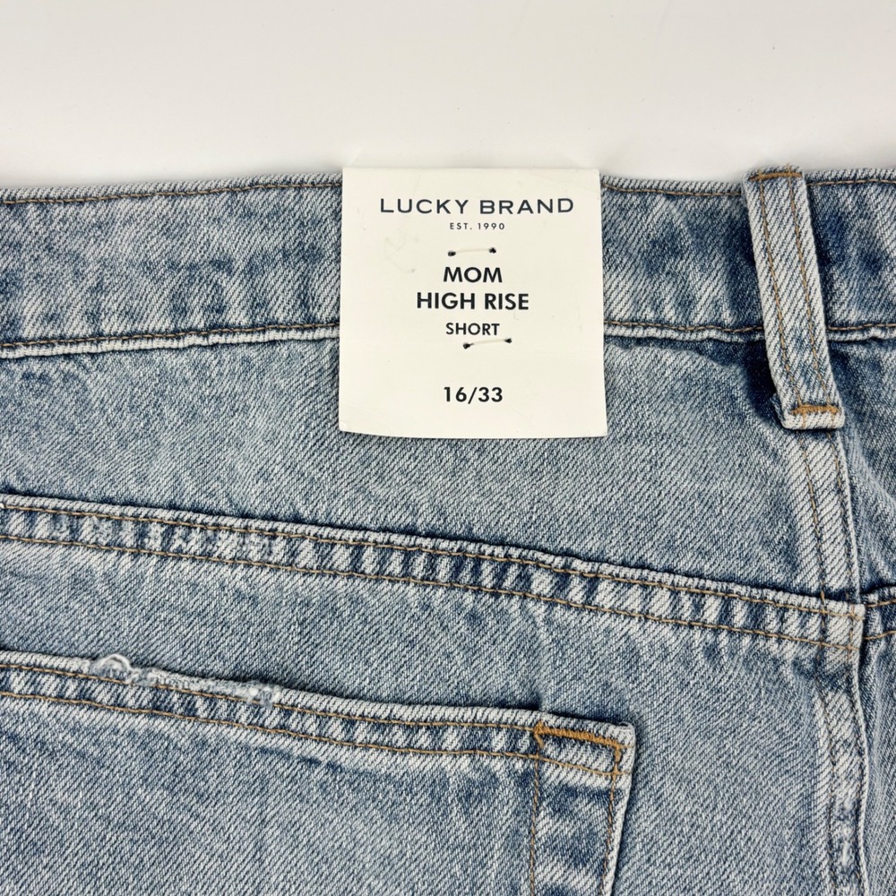 Lucky Brand Mom High Rise Short 16/33 Distressed Denim Light Wash New - Picture 5 of 9